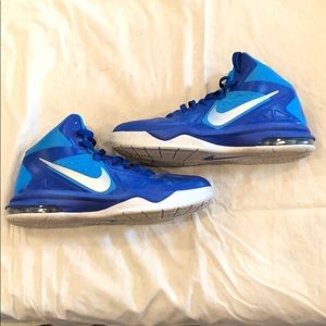 Nike Air Max Body  U TB Sneakers